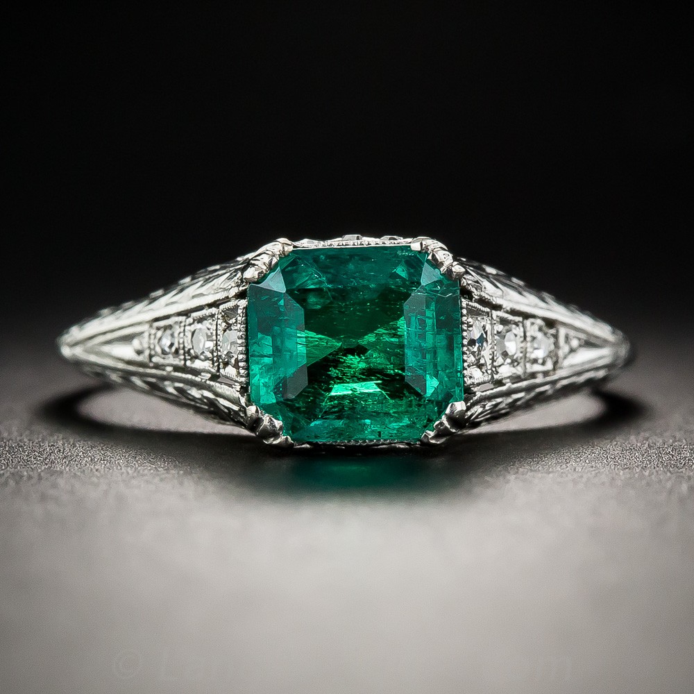 Art Deco 1.22 Carat Emerald and Diamond Ring