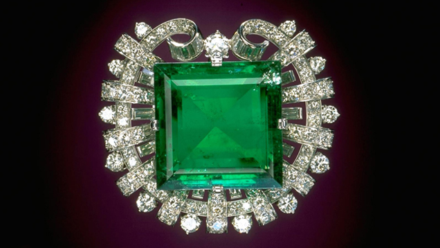 The 75.47-carat Hooker emerald is in the collection of the Smithsonian National Museum of Natural History. Ottoman Sultan Abdul Hamid II, the last sultan of the Ottoman Empire, wore it on his belt buckle.