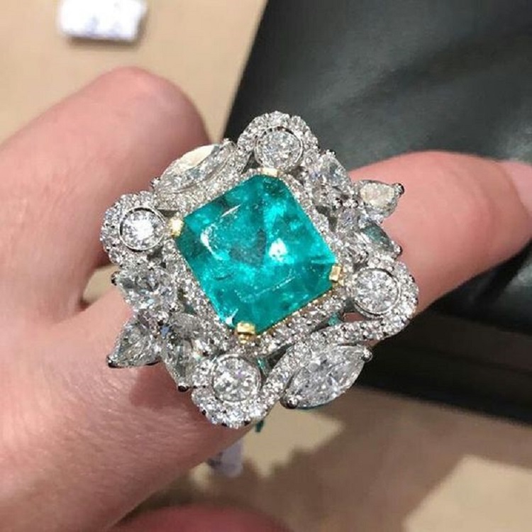 Spectacular Paraiba Tourmaline and Diamond Ring available at the Bahrain Jewellery Centre
