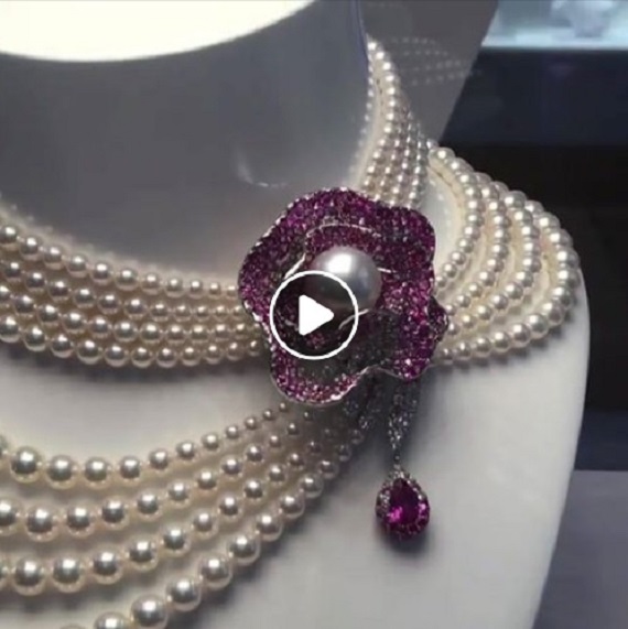 http://eyesdesiregemsandjewelry.com/mikimoto-pearl-and-ruby-necklace/