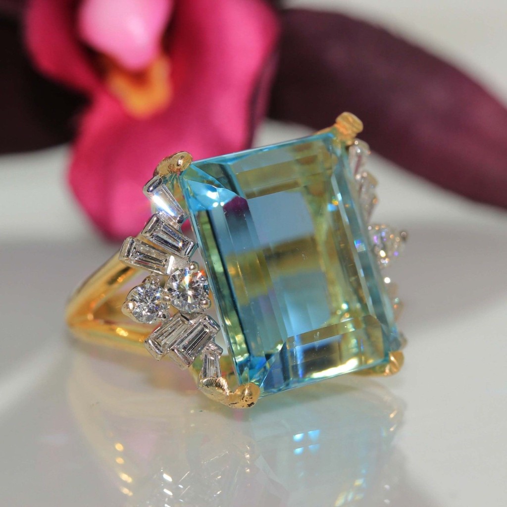 Gorgeous Aquamarine Ring
