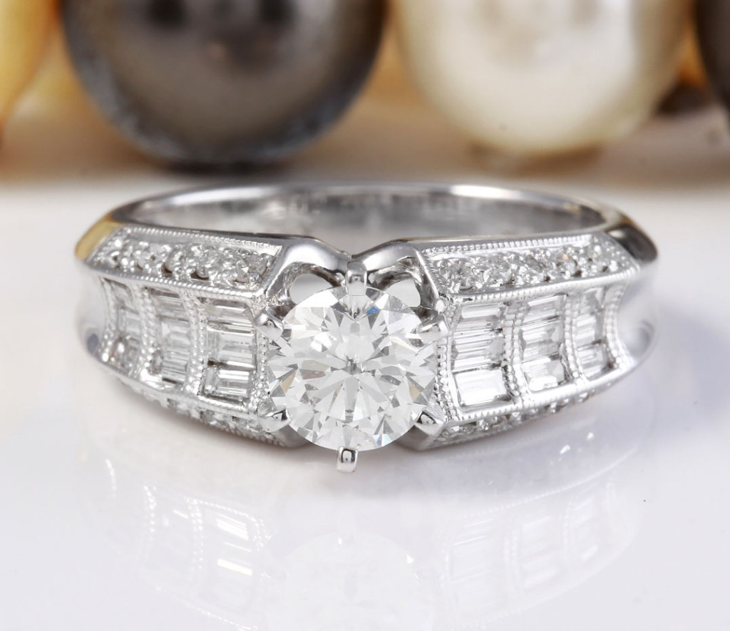 1.51CTW Estate Natural VS2-SI1 DIAMONDS in 18K Solid White Gold Engagement Ring