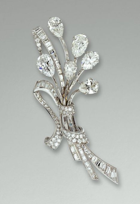 Gorgeous Diamond Brooch by Van Cleef & Arpels