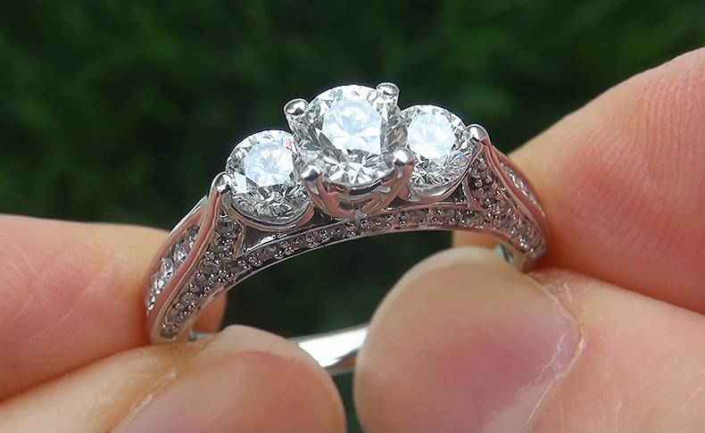 Natural 1.50 ct VS1/G 3 Stone Past Present Future Diamond 14k White Gold Ring