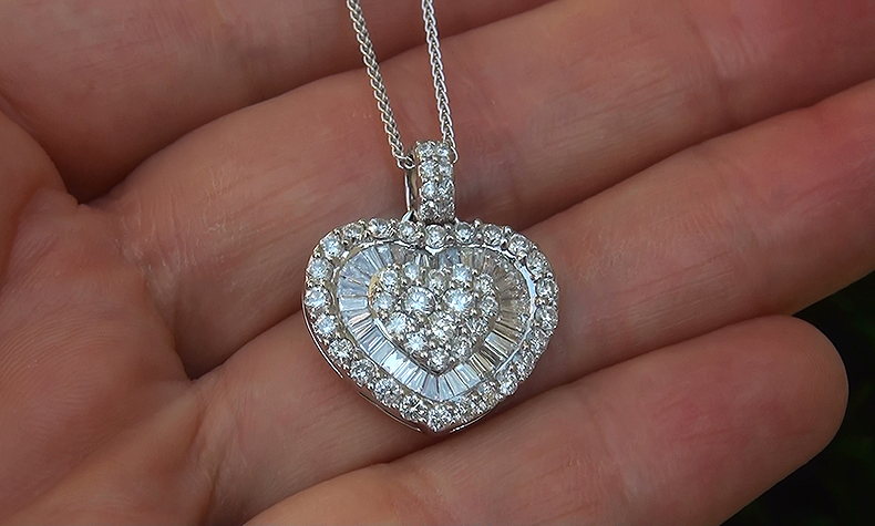 Estate 2.48 ct Natural VS2/G Natural Diamond 18k White Gold Heart Pendant Necklace