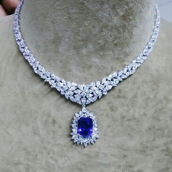A Gorgeous Tanzanite and Diamond Necklace