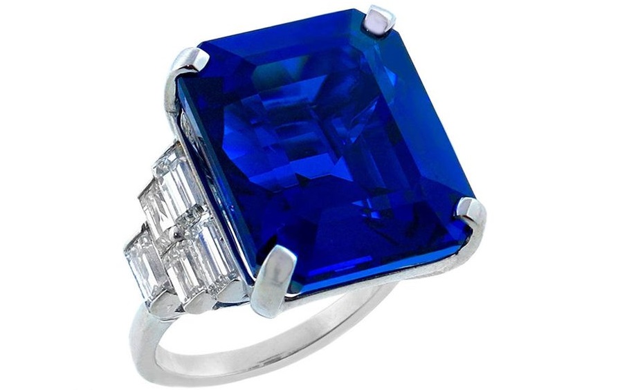 A Gorgeous 29.56 Carat Tanzanite and Diamond Ring