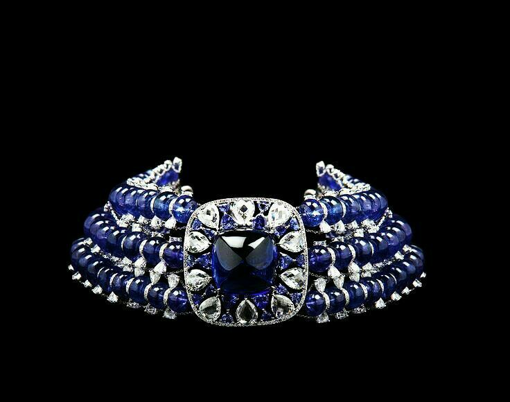 A Gorgeous Tanzanite and Diamond Choker Necklace