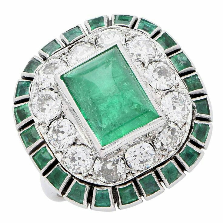 1920s Sugarloaf Cabochon Cut Emerald and Diamond 18 Karat White Gold Ring $8,900