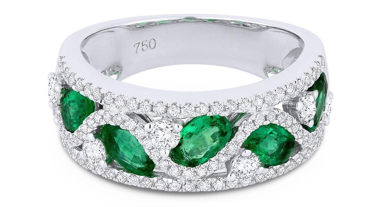 2.07ct Oval Cut Natural Oval Cut Emerald & Diamond Pave Ring in 18k White Gold