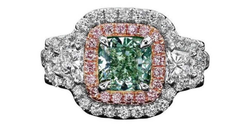 1.59 Carat GIA Certified Mint Green Fancy Color Diamond Two-Color Gold Ring