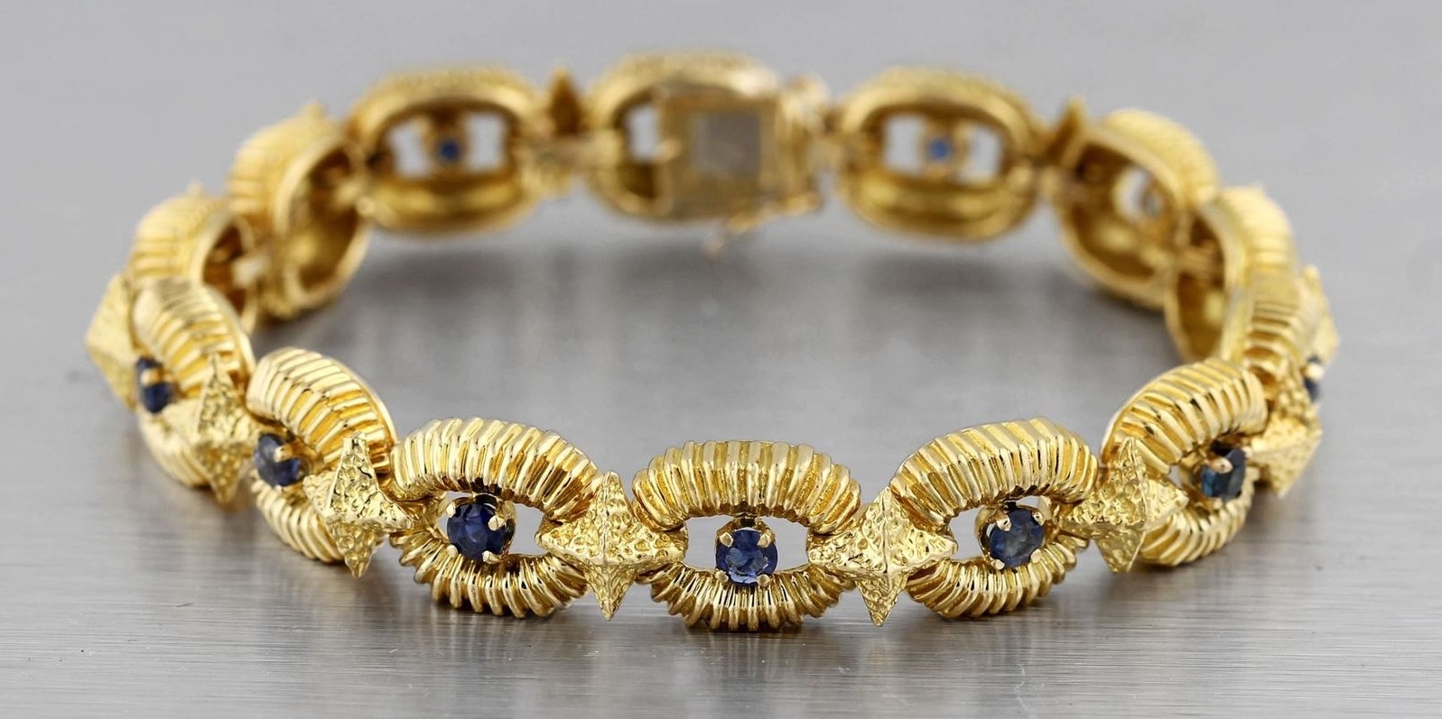 Vintage Estate 18K Yellow Gold 0.80ctw Blue Sapphire Diamond Link Bracelet