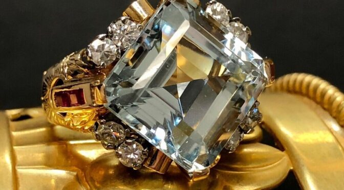<strong>Estate Vintage 1940’s 18K Aquamarine Ruby Diamond Ring</strong>
