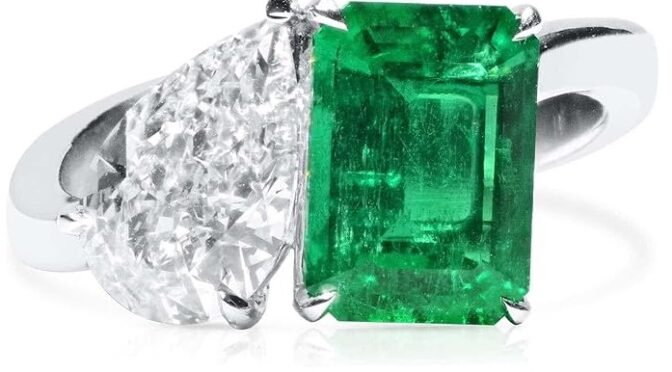 GRS Certified 3.75 Carat Pear D Color Emerald Set In 18k White Gold Ring (D-VS1) 