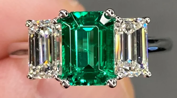Certified 2.6 Ctw No Oil Muzo Colombian Emerald & D VS1 Diamond Platinum Ring
